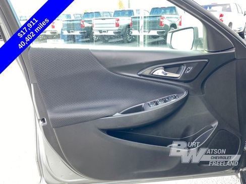 Used 2023 Chevrolet Malibu LT image 10