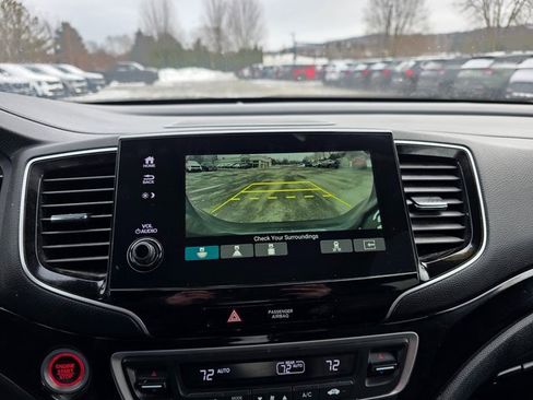 Used 2022 Honda Pilot Elite image 32