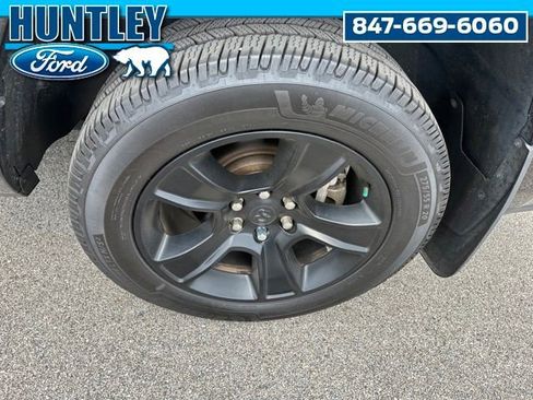 Used 2023 RAM 1500 Big Horn AWD/4WD image 8