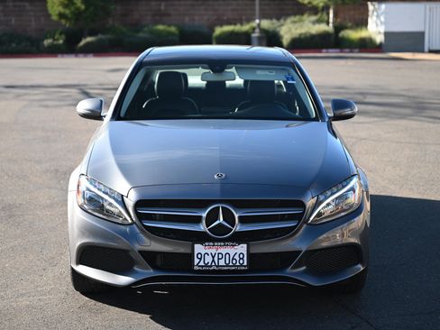 Used 2018 Mercedes-Benz C 300 4MATIC Sedan image 2