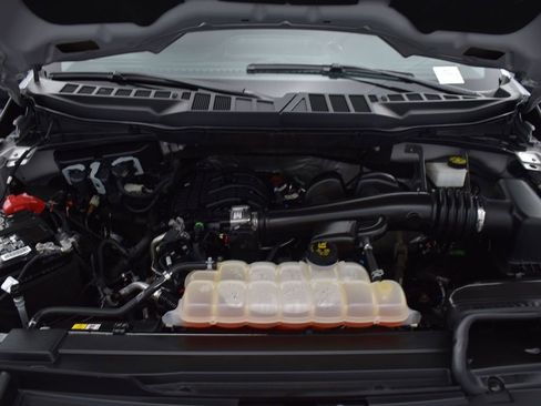 Used 2022 Ford F150 XLT AWD/4WD image 25
