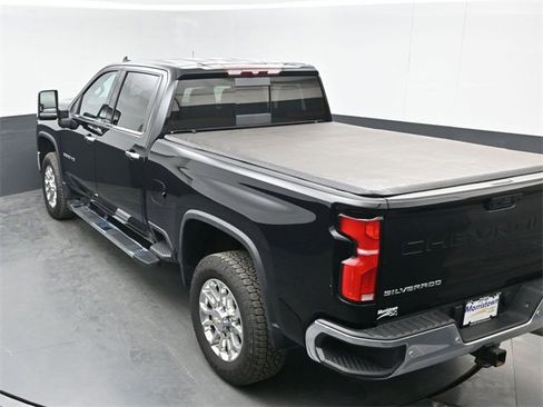 Used 2025 Chevrolet Silverado 2500 LTZ w/ LTZ Convenience Package image 37