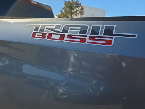 Used 2024 Chevrolet Silverado 1500 Custom Trail Boss w/ LPO, Dark Essentials Package image 25