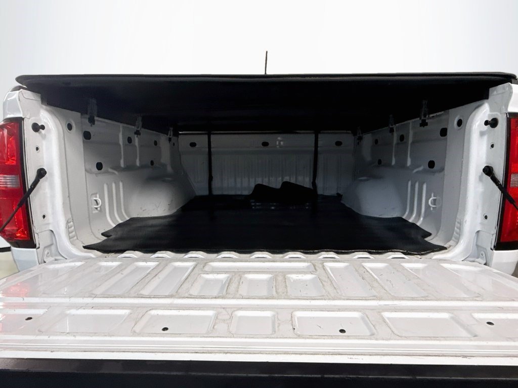 Used 2022 Chevrolet Colorado W/T RWD image 31