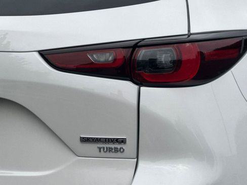 Certified 2025 MAZDA CX-5 Signature image 29