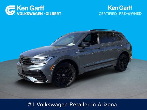 Used 2022 Volkswagen Tiguan SE R-Line image 1