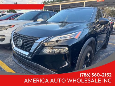 Used 2021 Nissan Rogue S image 1