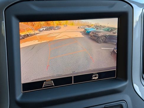 Used 2022 Chevrolet Silverado 1500 Custom image 26