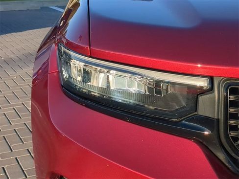 Used 2023 Jeep Grand Cherokee Altitude image 11