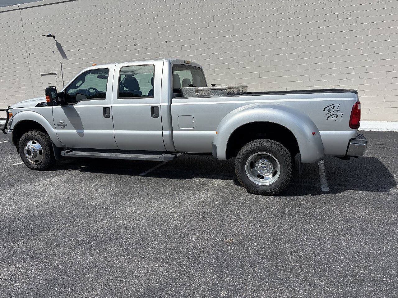 Used 2016 Ford F350 XL w/ Power Equipment Group AWD/4WD image 16