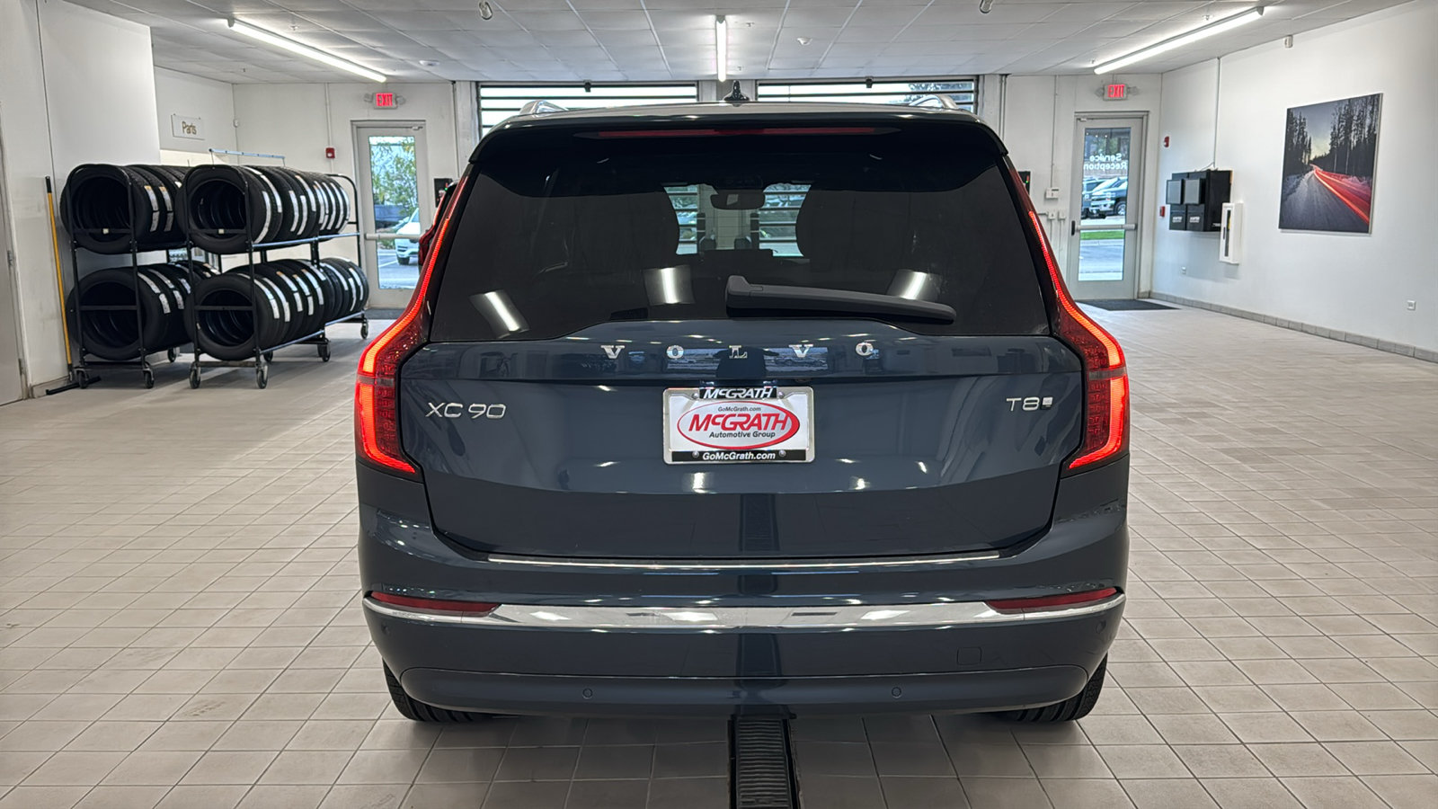 New 2027 Volvo XC90 T8 Plus AWD/4WD image 6