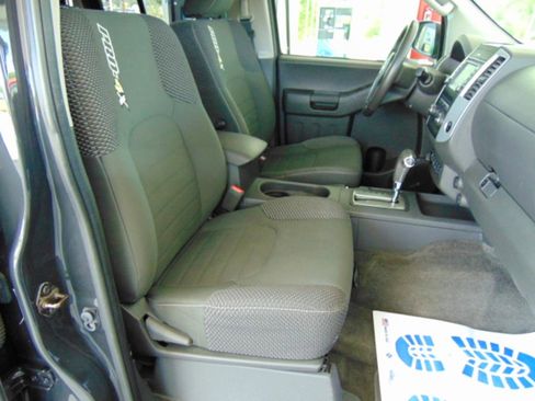 Used 2015 Nissan Xterra PRO-4X AWD/4WD image 7