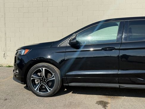 Used 2023 Ford Edge ST AWD/4WD image 3