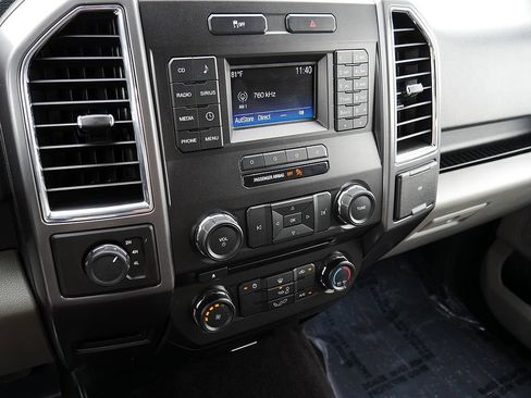 Used 2016 Ford F150 XLT AWD/4WD image 32