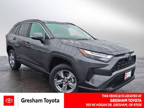 Certified 2025 Toyota RAV4 XLE image 1