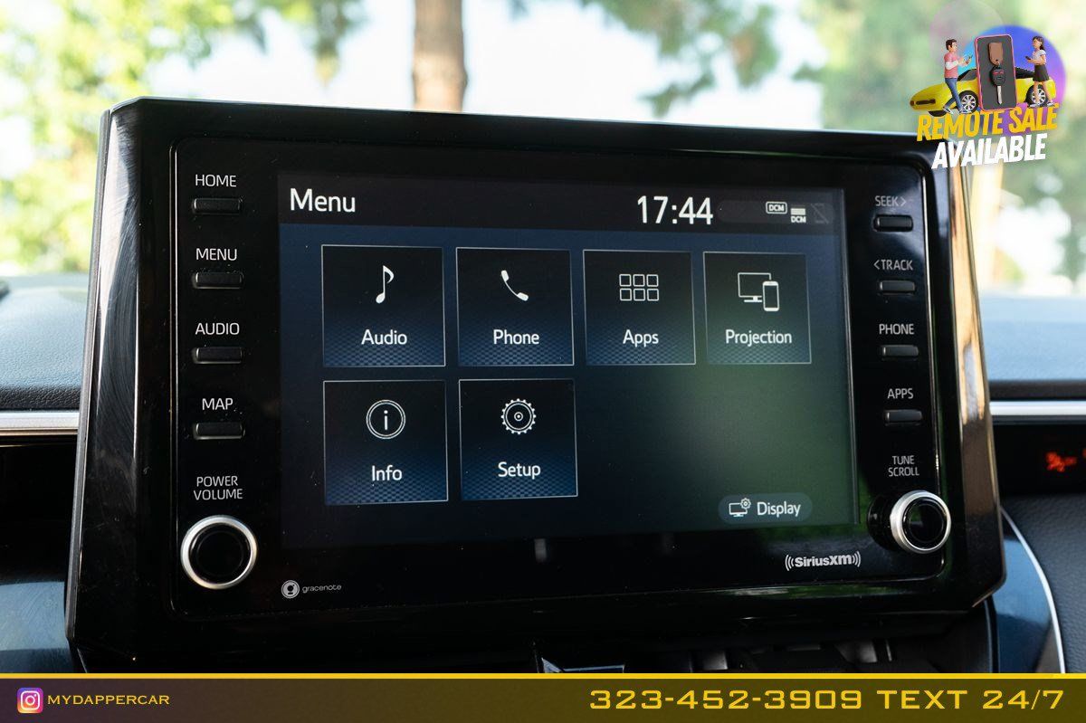 Used 2022 Toyota Corolla LE FWD image 25