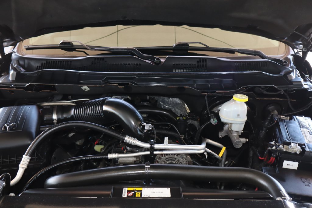 Used 2021 RAM 1500 Classic SLT AWD/4WD image 42