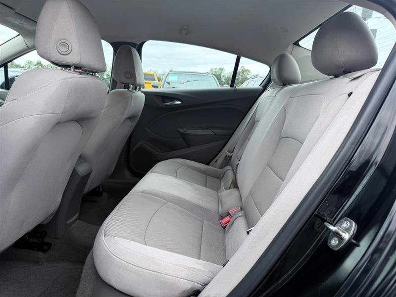 Used 2017 Chevrolet Cruze LS FWD image 12