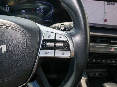 Used 2025 Kia Telluride S AWD/4WD image 30