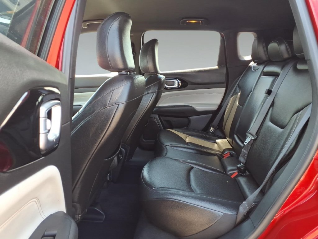 Used 2025 Jeep Compass Limited AWD/4WD image 11