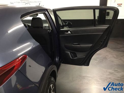 Used 2020 Kia Sportage LX image 33