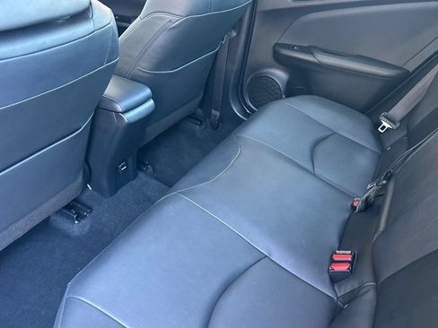 Used 2016 Toyota Prius Four FWD image 12