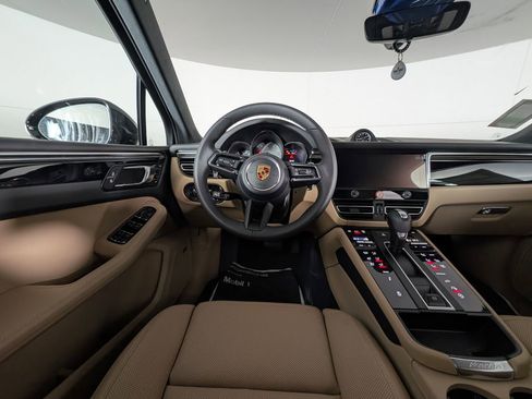 New 2026 Porsche Macan S image 21