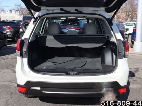 Used 2023 Subaru Forester Premium image 31