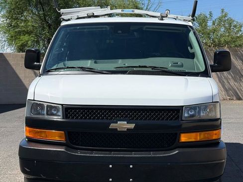 Used 2019 Chevrolet Express 2500 w/ Driver Convenience Package RWD image 3