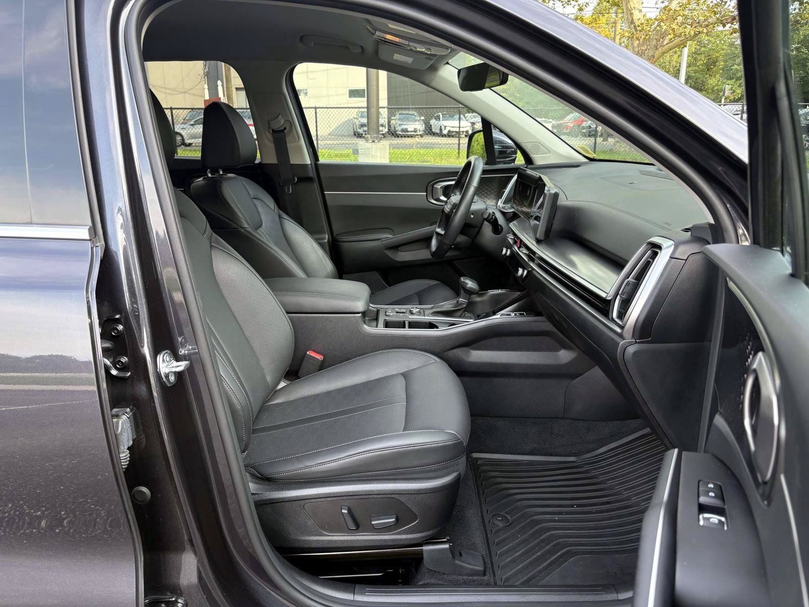 Used 2026 Kia Sorento EX AWD/4WD image 23