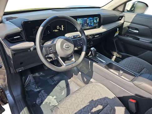 Used 2026 Nissan Kicks SV w/ SV Premium Package FWD image 13