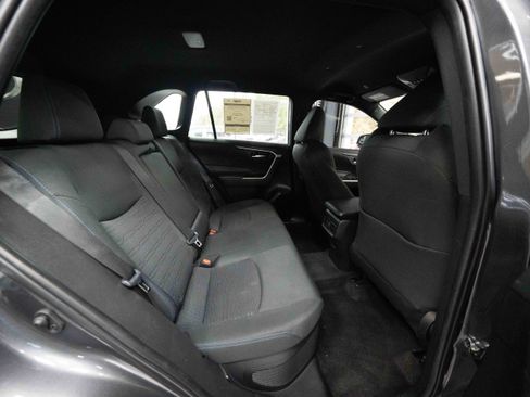 Used 2023 Toyota RAV4 SE image 25