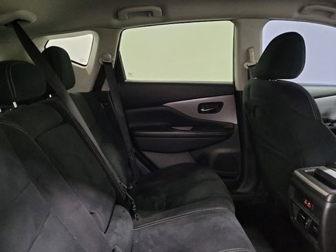 Used 2020 Nissan Murano SV image 19