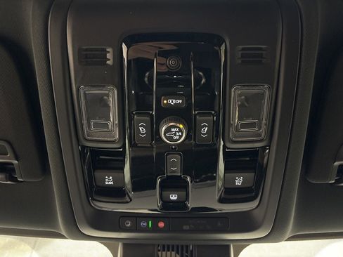 New 2026 Chevrolet Tahoe High Country image 19