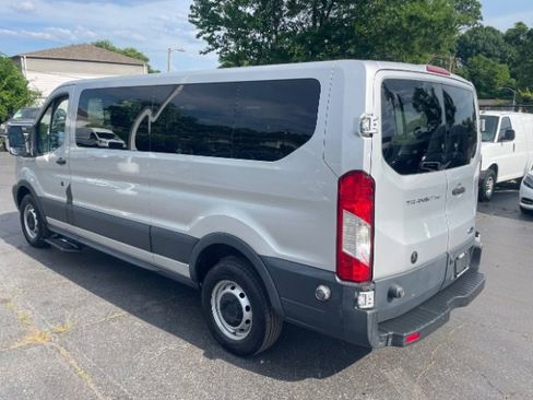 Used 2015 Ford Transit 350 XL RWD image 3