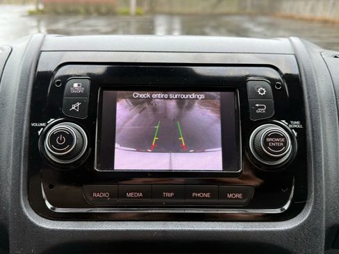 Used 2020 RAM ProMaster 2500 image 19