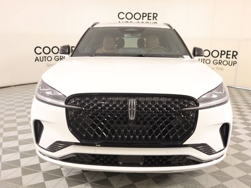 New 2026 Lincoln Aviator Reserve image 9