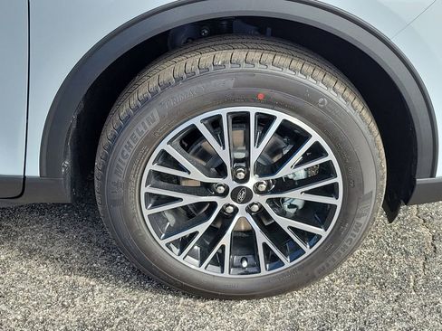 New 2026 Ford Escape SE FWD image 7