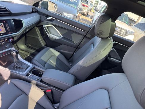 Used 2022 Audi Q3 2.0T Premium image 31