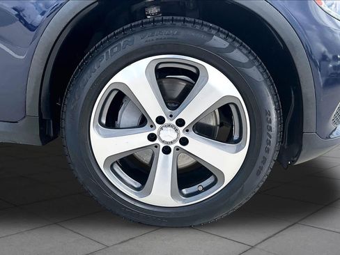 Used 2017 Mercedes-Benz GLC 300 image 10