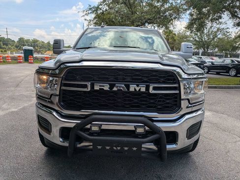 Used 2024 RAM 2500 Tradesman w/ Chrome Appearance Group AWD/4WD image 7