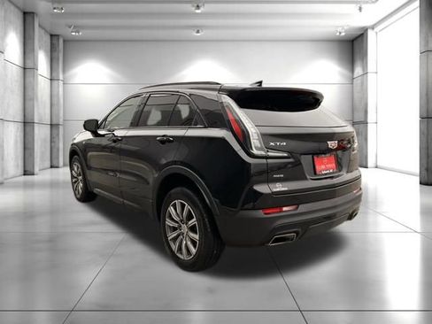Used 2023 Cadillac XT4 Sport image 5