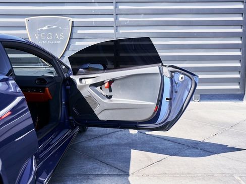 Used 2024 Lamborghini Huracan Tecnica image 31