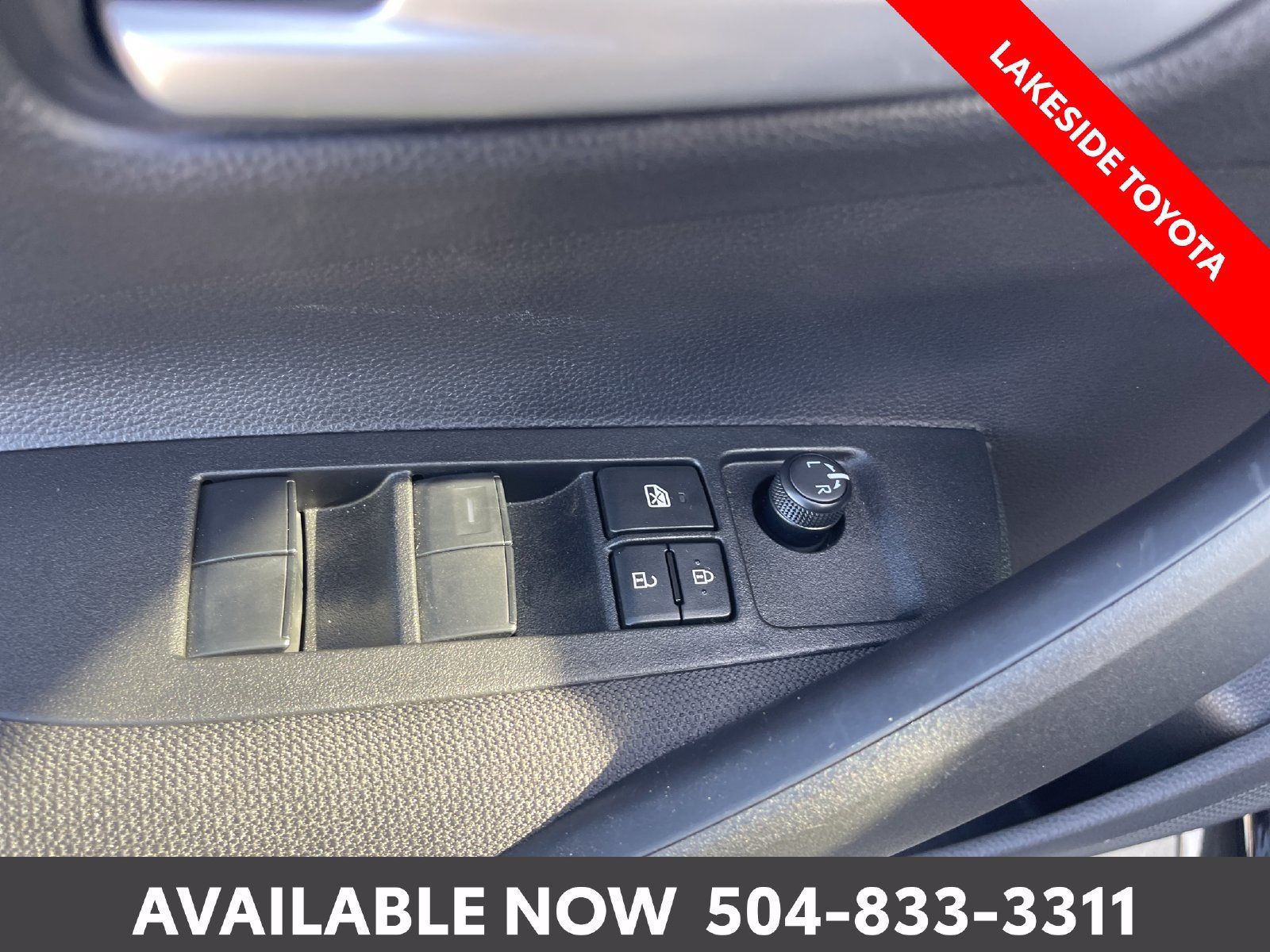 Used 2026 Toyota Corolla SE w/ SE Package FWD image 24