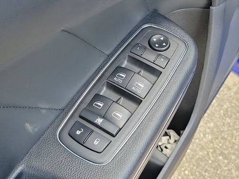 Used 2020 Dodge Charger SRT Hellcat w/ Harman/Kardon Audio Group RWD image 19