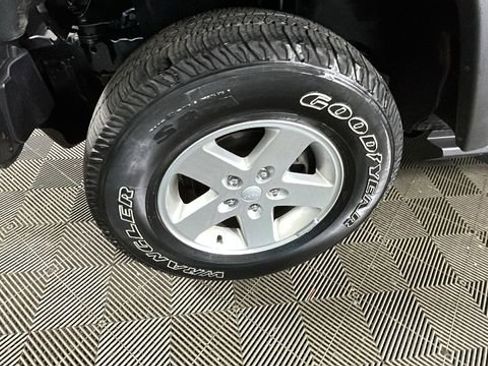 Used 2017 Jeep Wrangler Unlimited Sport w/ Quick Order Package 24S AWD/4WD image 10
