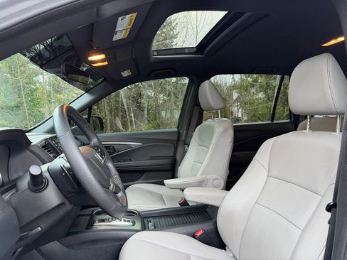 Used 2022 Honda Passport EX-L image 12