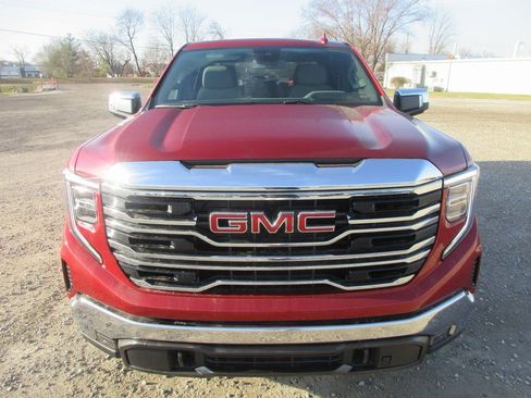 New 2026 GMC Sierra 1500 SLT w/ SLT Premium Package AWD/4WD image 12