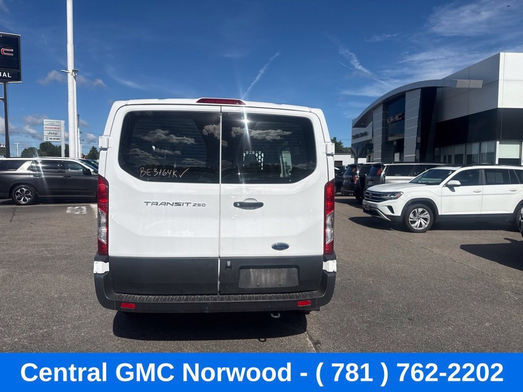 Used 2025 Ford Transit 250 Low Roof w/ Exterior Upgrade Package RWD image 4