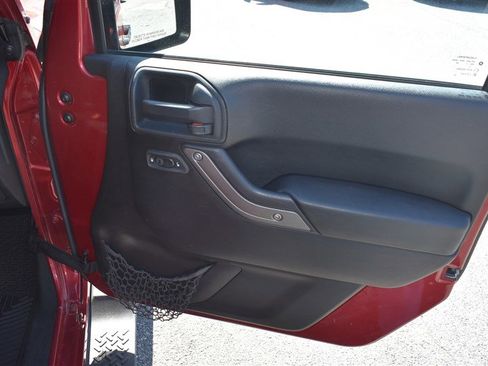 Used 2013 Jeep Wrangler Sport image 19